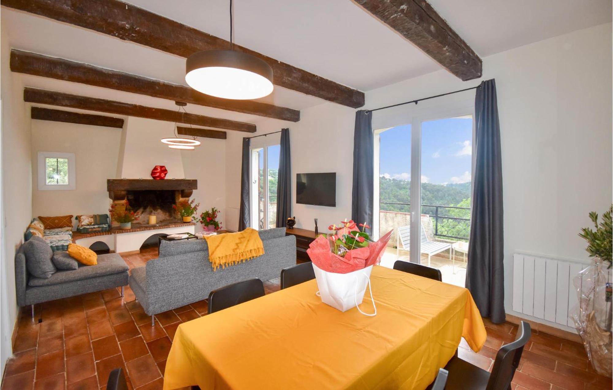 Awesome Apartment In Saint-Jeannet With Kitchen Екстериор снимка